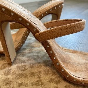 Cape robin suede and rhinestone sandals
